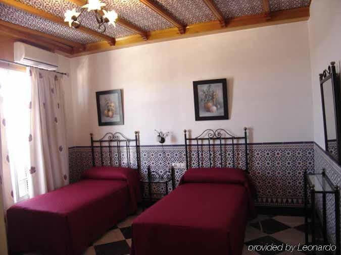 Hotel El Ancla Alcala del Rio Exterior foto